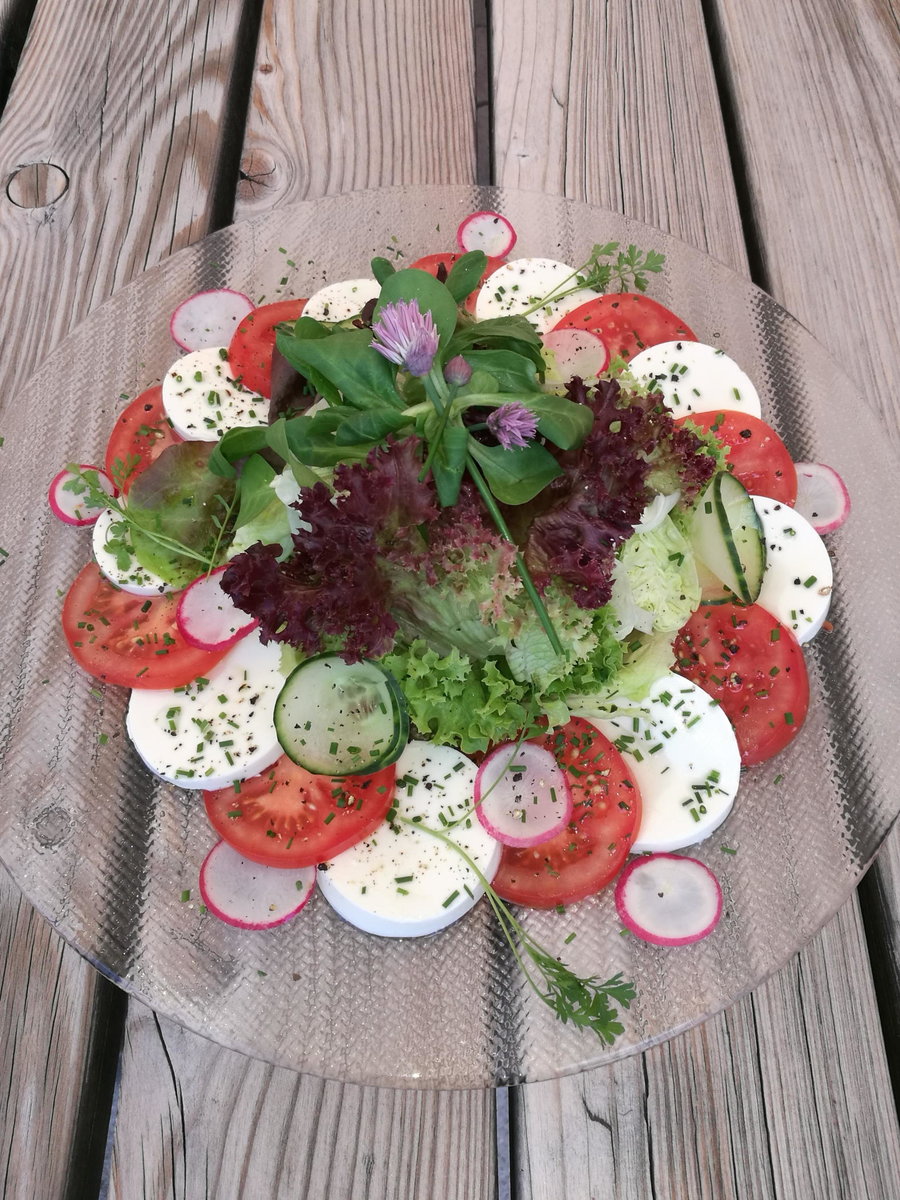 Salate von Hutti’s Gupfwaldheuriger